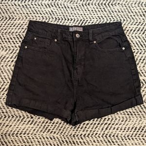 High-waisted Shorts